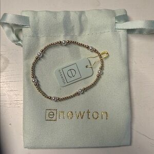 Newton Gold and Pearl Bead Bracelet